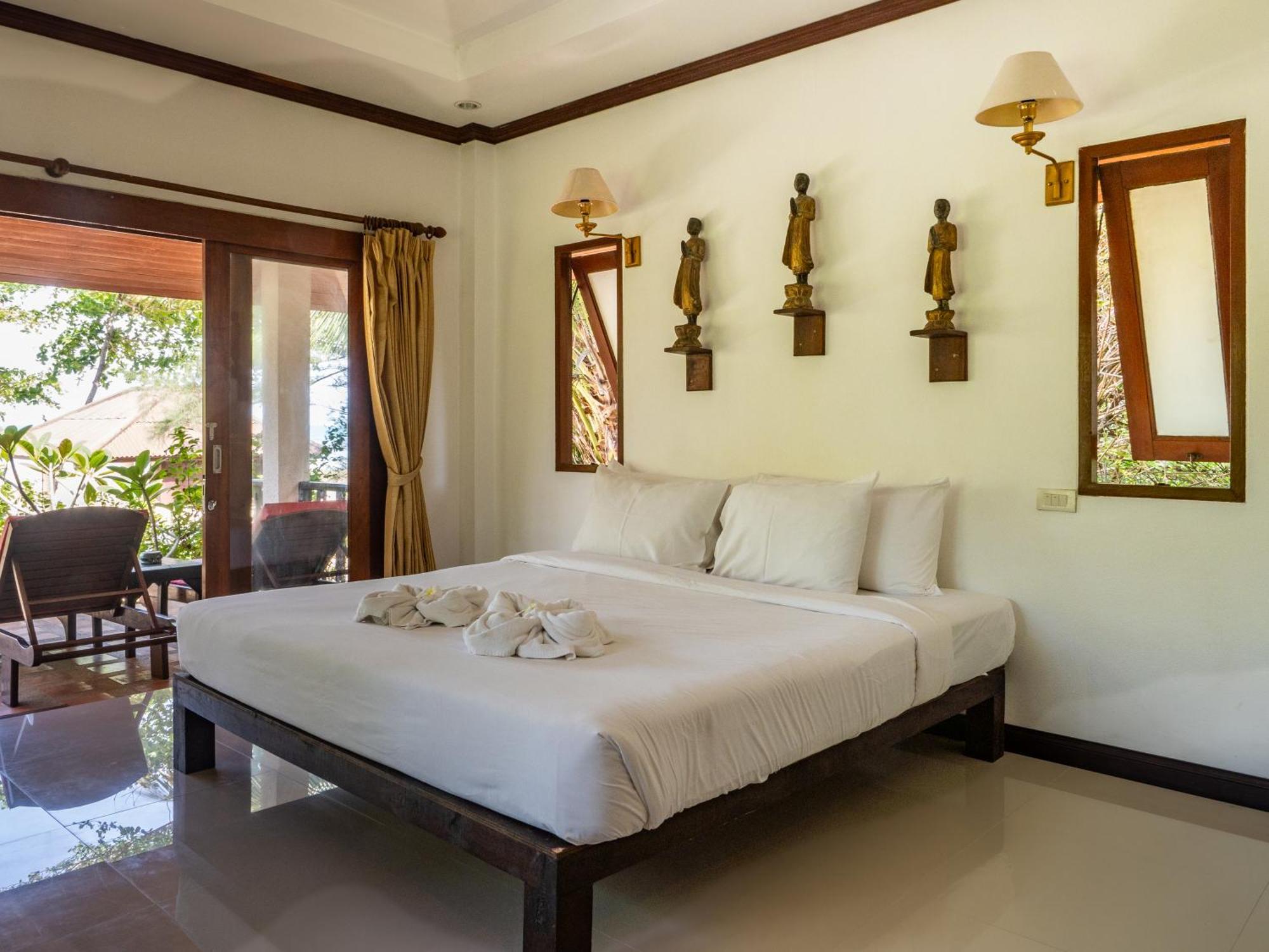 Hotel Am Samui Taling Ngam Beach